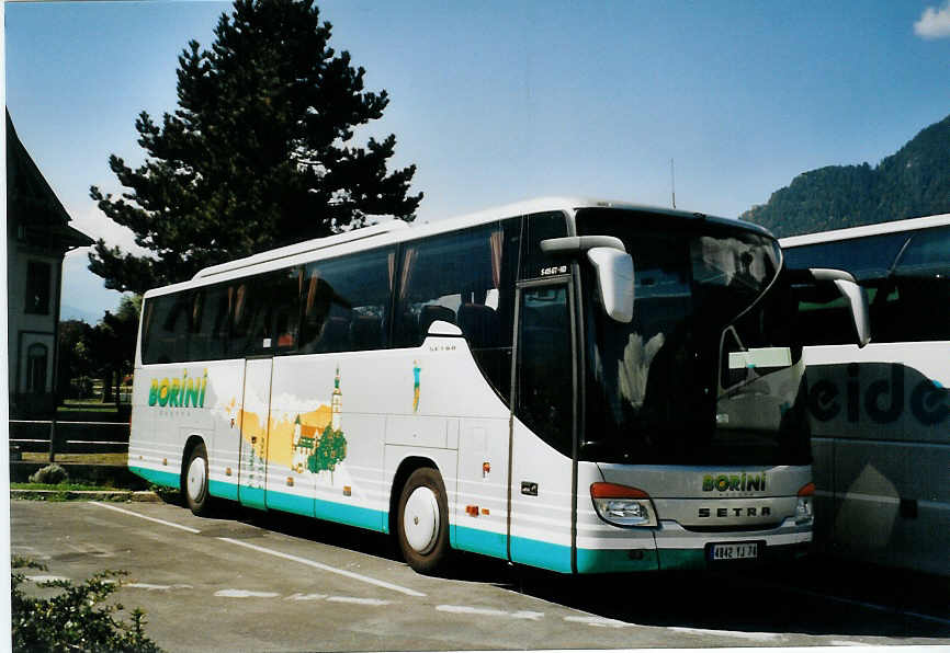 (080'517) - Aus Frankreich: Borini, Megve - 4842 YJ 74 - Setra am 25. September 2005 beim Bahnhof Interlaken West