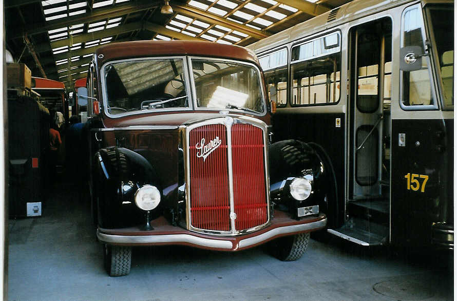 (081'404) - Blaser, Hasle-Regsau - Saurer/R&J (ex TSG Blumenstein Nr. 6) am 29. Oktober 2005 in Oberburg, Ziegelgut