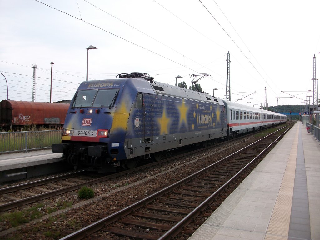 101 101 am Morgen vom 11.August 2010 mit dem IC Binz-D�sseldorf in Bergen/R�gen.