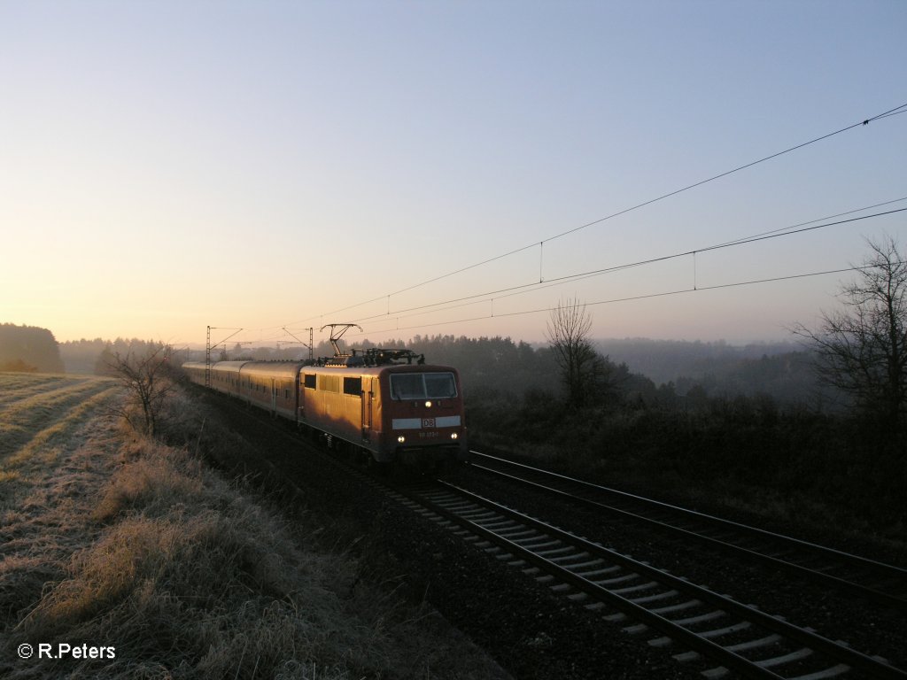 111 173-1 mit RB32104 Plattling – Neumarkt(Oberpfalz) bei Endorf. 29.10.10
