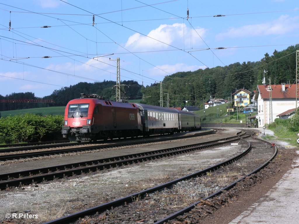 1116 282-3 zieht den BB IC 692 Klagenfurt durch Hellwang-Elixhausen. 13.06.09
