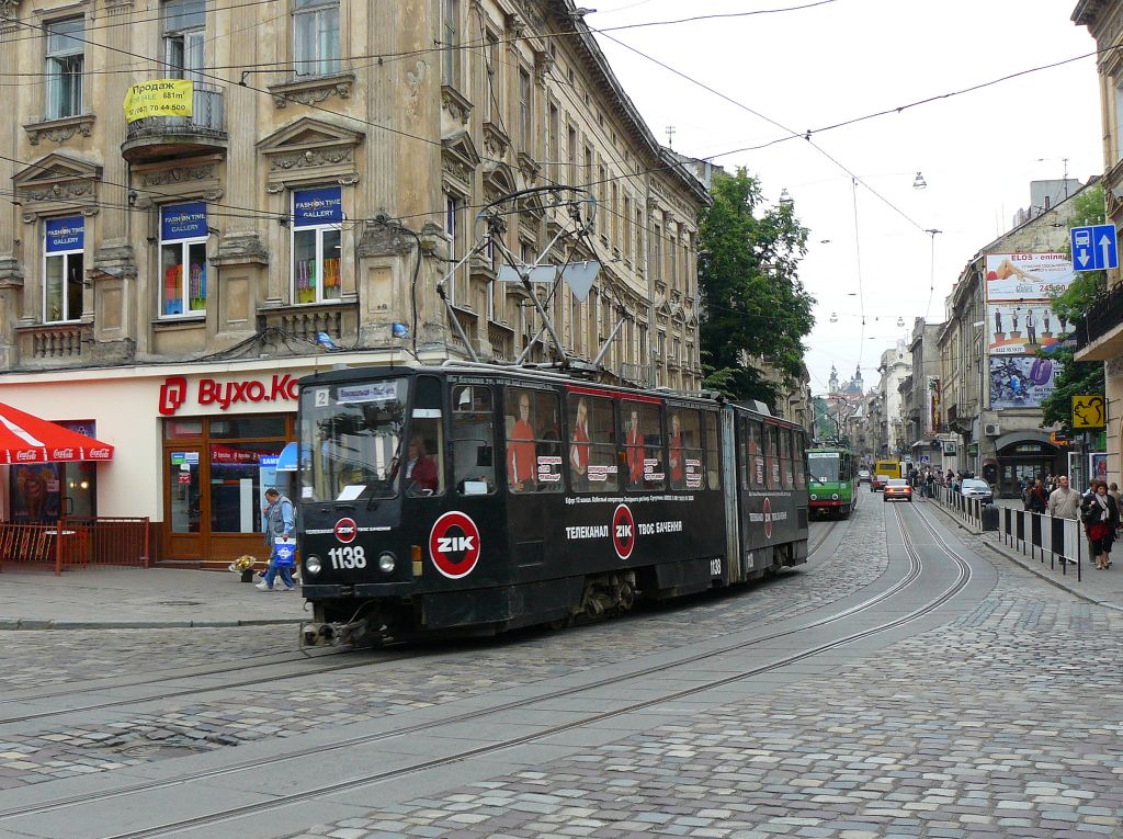 1138 Prospekt Svobody Lviv 11-06-2011.