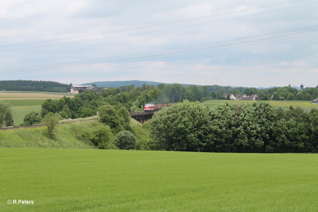 118 770 mit einem Kokszug aus CZ bei Seuen. 15.06.13