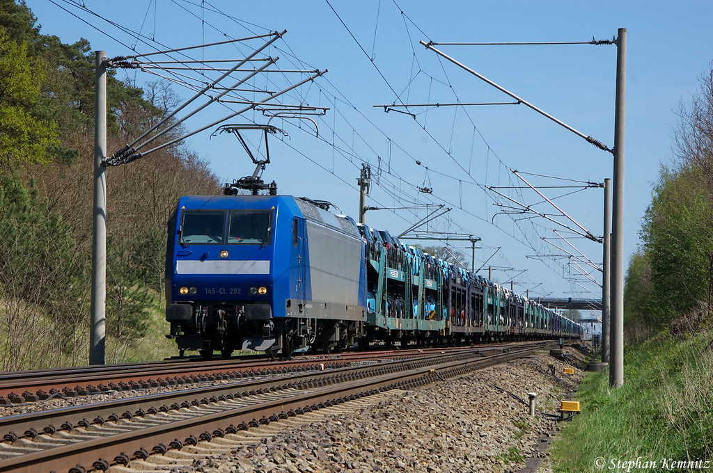 145-CL 202 (145 098-0) Alpha Trains f�r Crossrail AG mit einem Fiat Autotransport bei Nennhausen und fuhr in Richtung Rathenow weiter. Netten Gru� an den Lokf�hrer! 28.04.2012