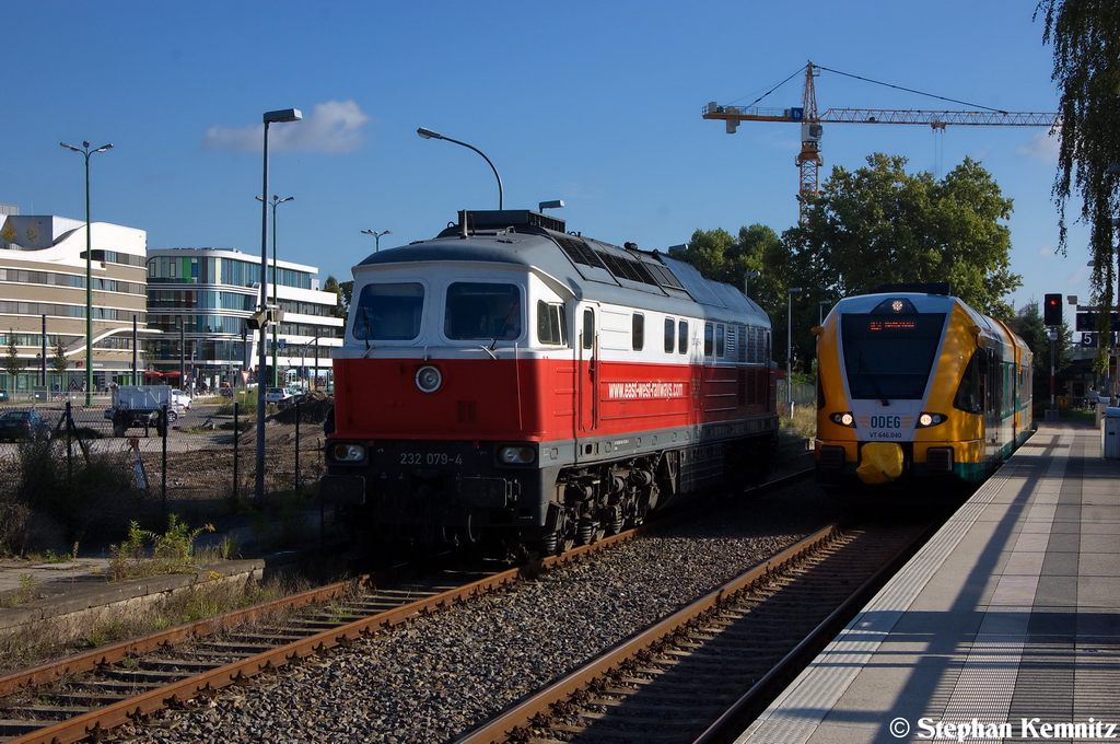 232 079-4 DB Schenker Rail Deutschland AG stand auf dem ehemaligen Gleis 6 der Brandenburgische Stdtebahn nach Belzig im Brandenburger Hbf und wartet auf neue Einstze. 28.09.2012