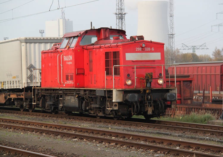 298 328-6 in Rostock-Toitenwinkel.03.11.2011