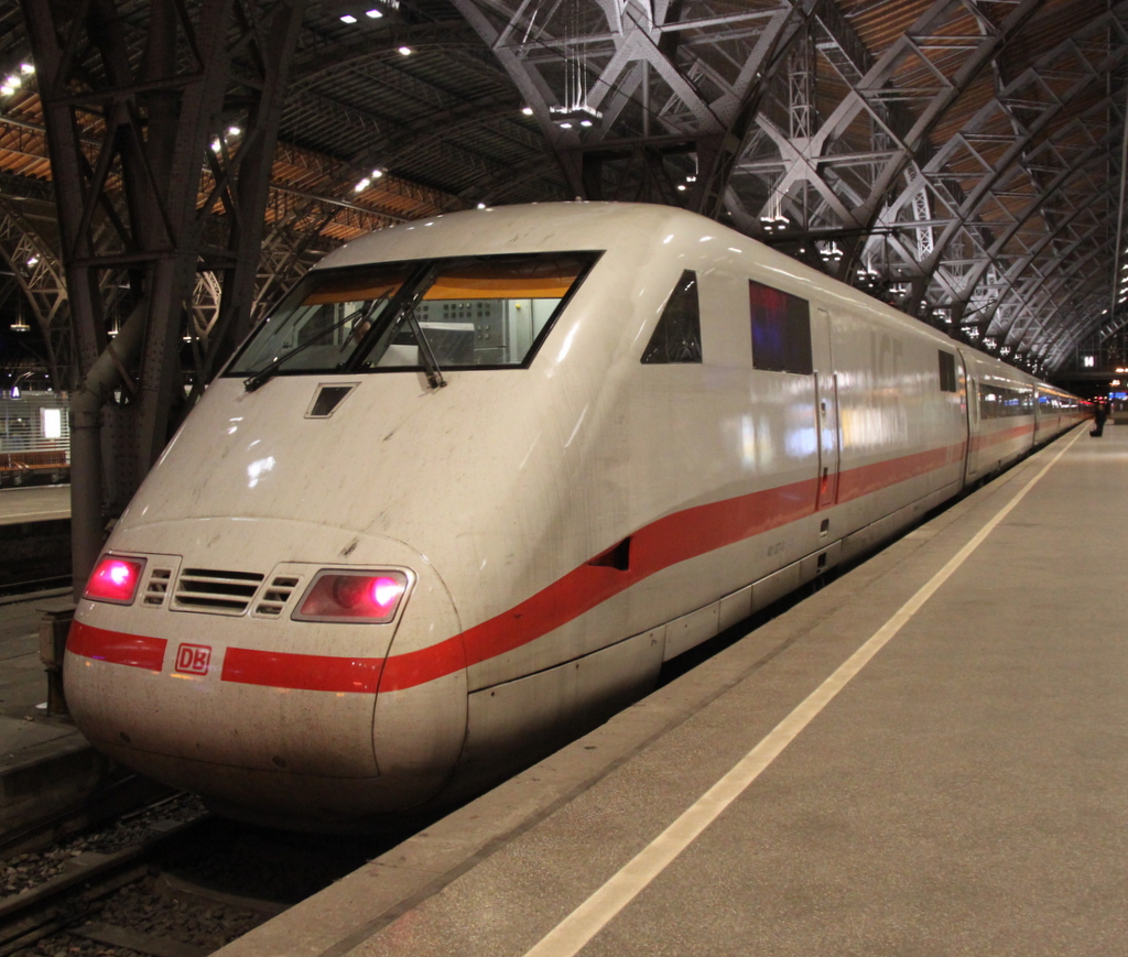 401 077-3 kurz nach der Ankunft im Leipziger Hbf.12.04.2013