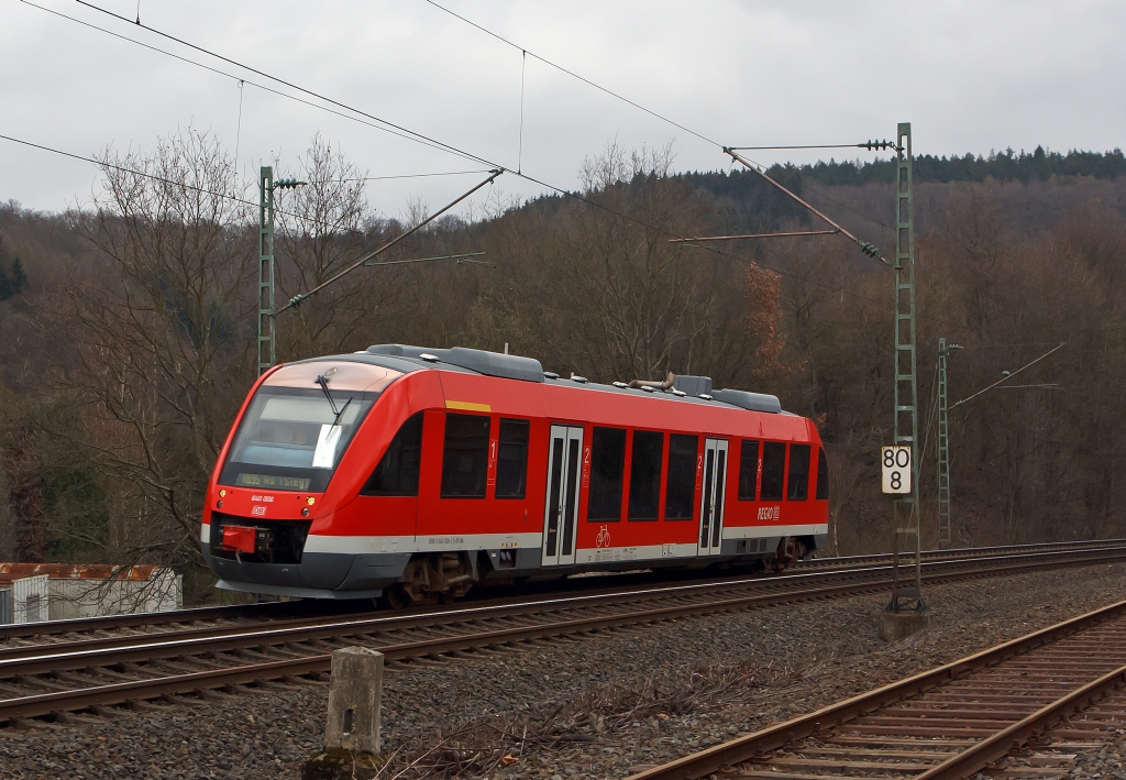 640 006 ein LINT 27 der DreiLnderBahn als RB 95 (Siegen - Betzdorf - Au ), hier am 31.03.2012 bei Betzdorf-Bruche.