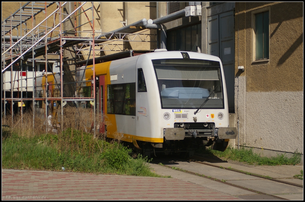 650 687 / VT 433, Taufname  Böblingen , der Schönbuchbahn zu Reparaturarbeiten am 10.05.2012 in Berlin-Pankow