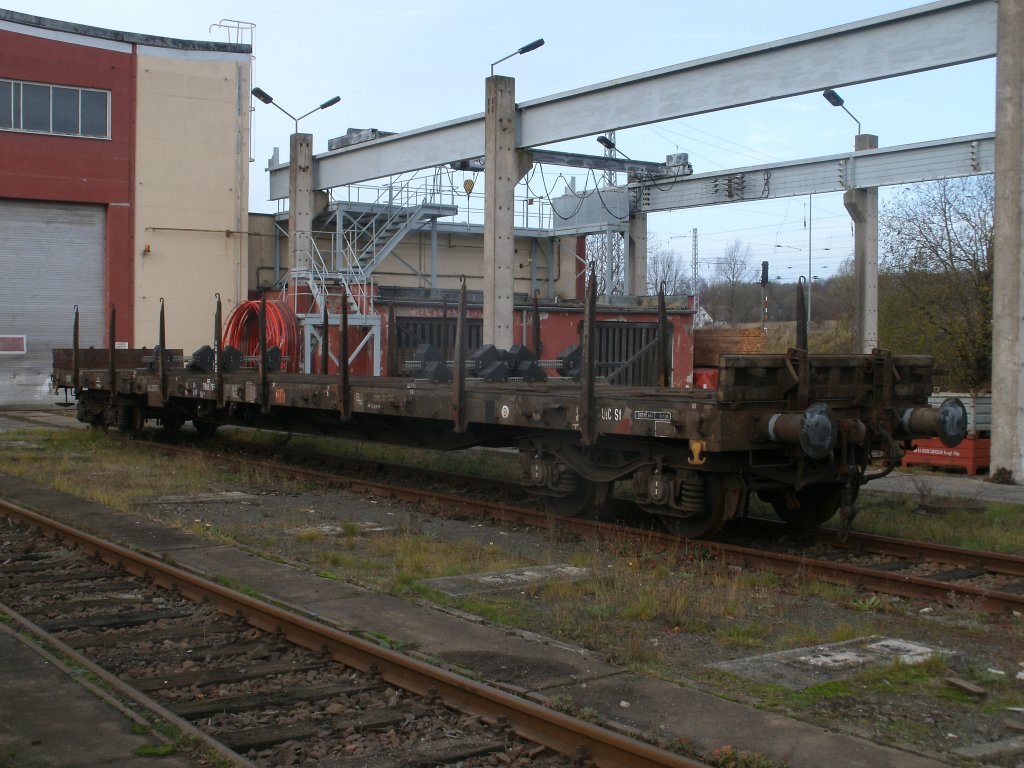 Am 26.November 2011 stand dieser Rs-Wagen vor der Wagenwerkstatt in Mukran.