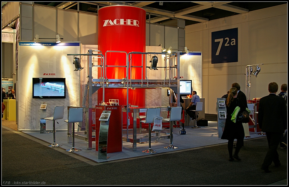 Bekannt ist die Fa. Zacher durch den Bau von Umlaufstehen f�r die Wartung (INNOTRANS 2010, gesehen Berlin 23.09.2010)