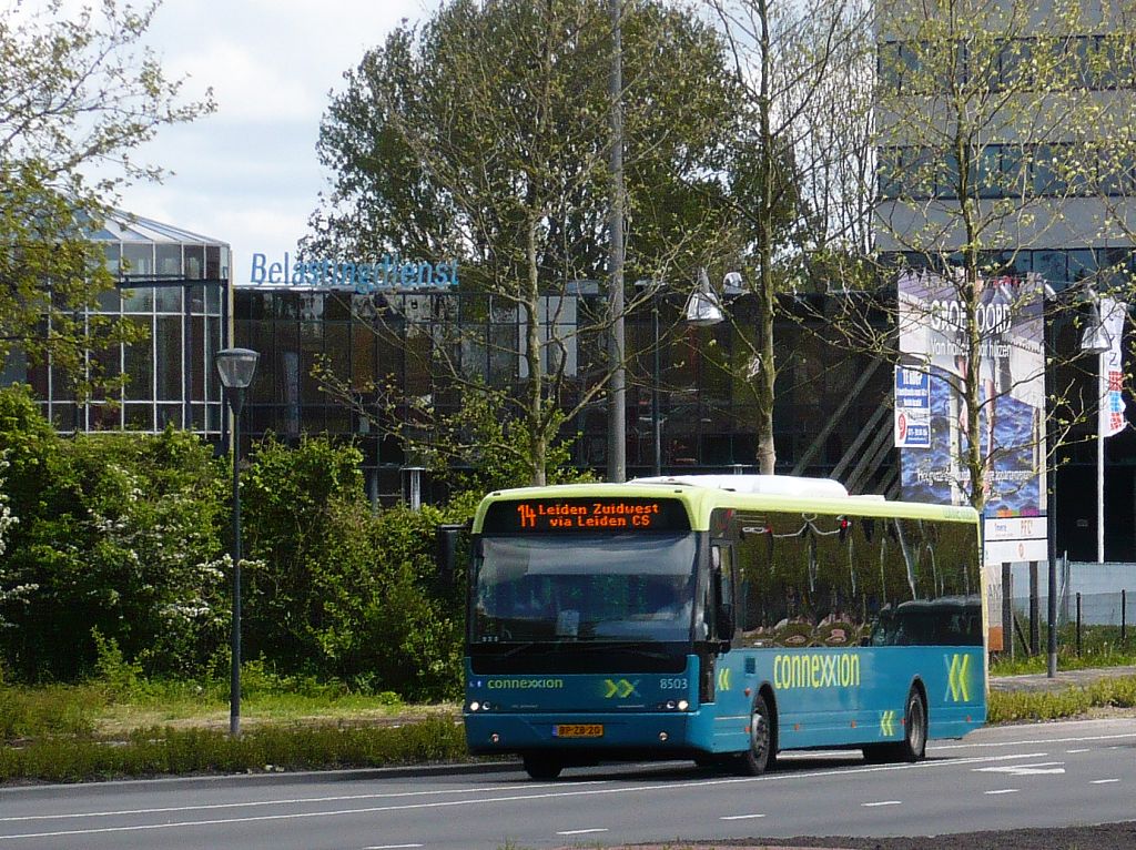 Connexxion Bus 8503 DAF VDL Berkhof Ambassador 200 Baujahr 2005. Willem de Zwijgerlaan Leiden 12-05-2012.