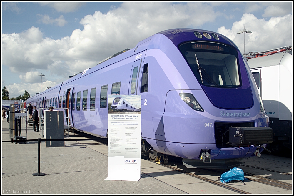 Coradia Nordic f�r Skanetrafiken auf der InnoTrans 2012 in Berlin (NVR-Nummer A2 94 744 610 047-3 S-Skane)