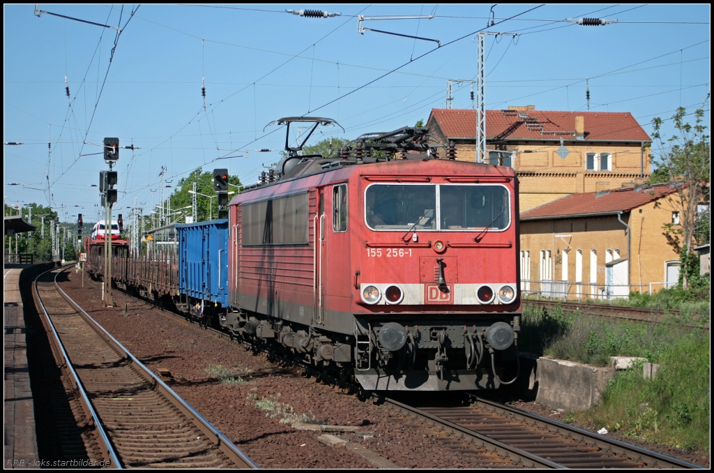 DB 155 256-1 mit gemischtem G�terzug Richtung Seddin (gesehen Michendorf 03.06.2010 - Update: In Leverkusen-Opladen am 05.11.2013 zerlegt)