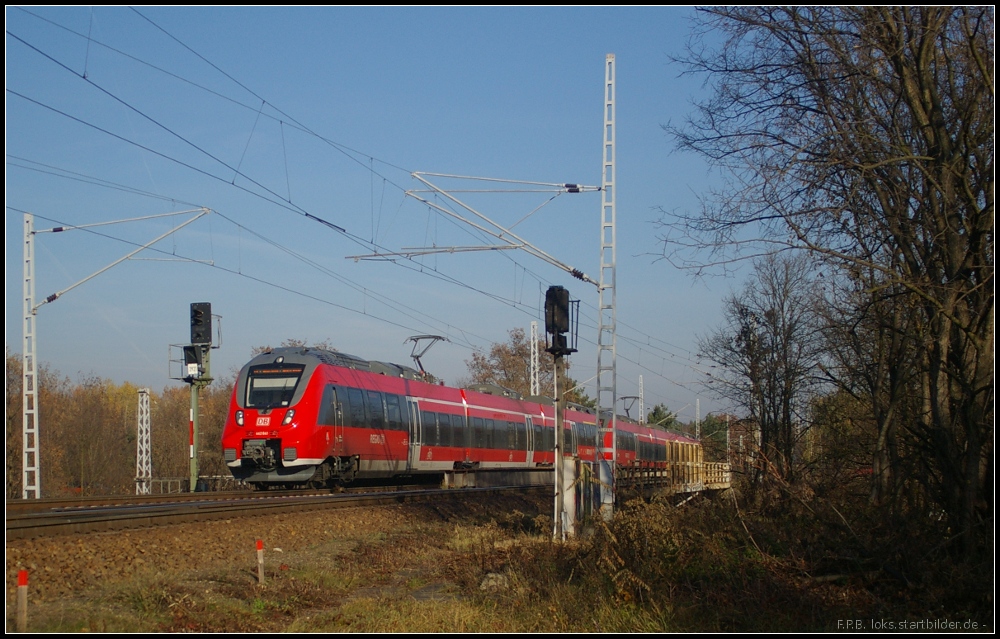 DB Regio 442 141 / 442 641 mit dem RE7 nach Wnsdorf-Waldstadt am 14.11.2012 in Berlin Wuhlheide