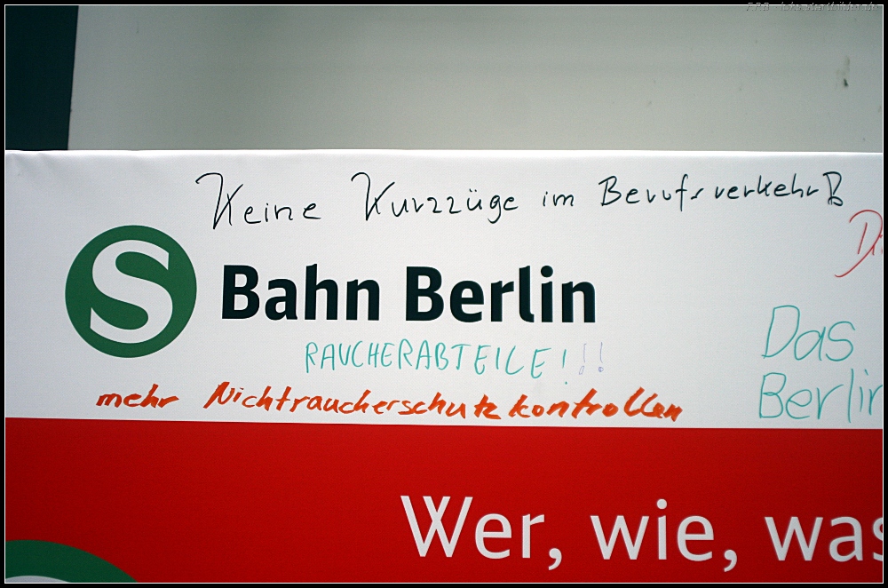 Der Wunsch nach Raucherabteilen wird wohl nicht in Erf�llung gehen. Vielleicht daf�r der Wunsch nach Vollz�gen im Berufsverkehr (Tag der offenen T�r S-Bw Gr�nau, 08.08.2010)