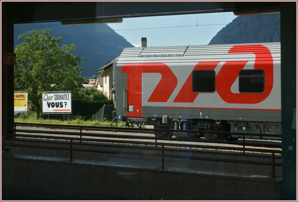 Die  gute Fee  in Form ein dummen Plakats hat meinen Wunsch rechts im Bild bereits erfllt...
Martigny, den 22. Juli 2012