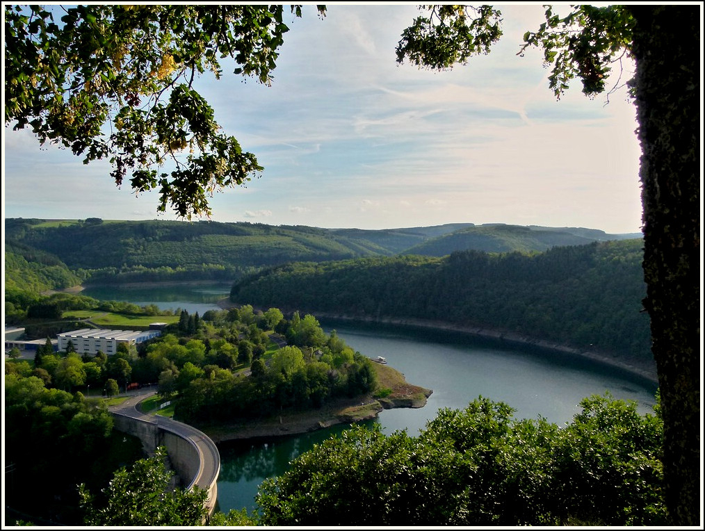 Die Talsperre in Esch-sur-S�re. 10.09.2011 (Jeanny)