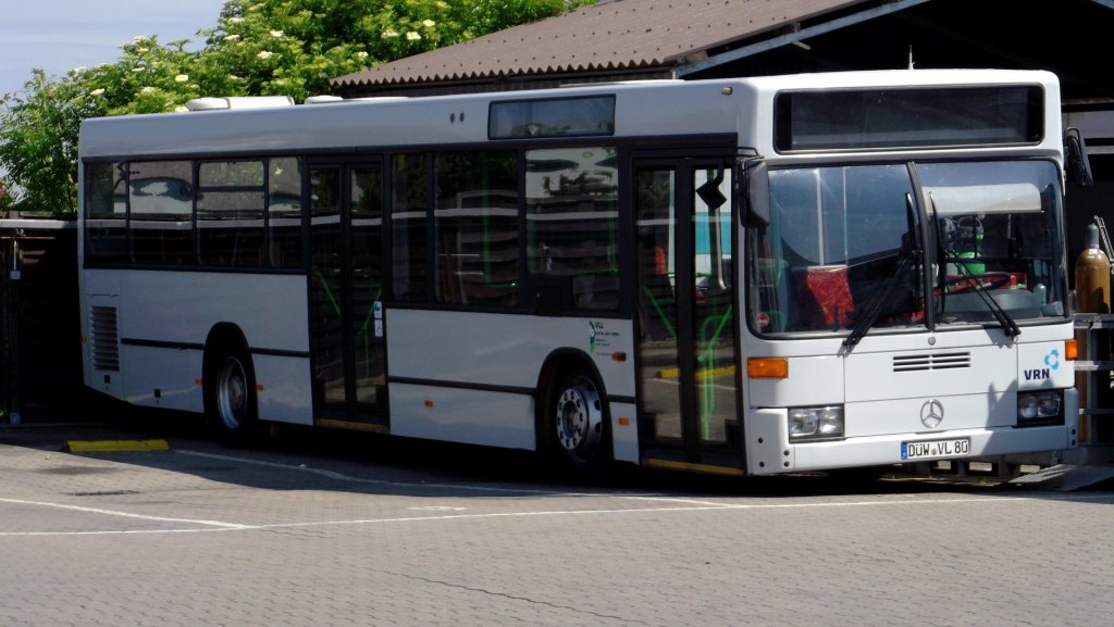 Ein Mercedes-Benz O 405 N, abgestellt auf dem Betriebshof Busverkehr Zipper GmbH.