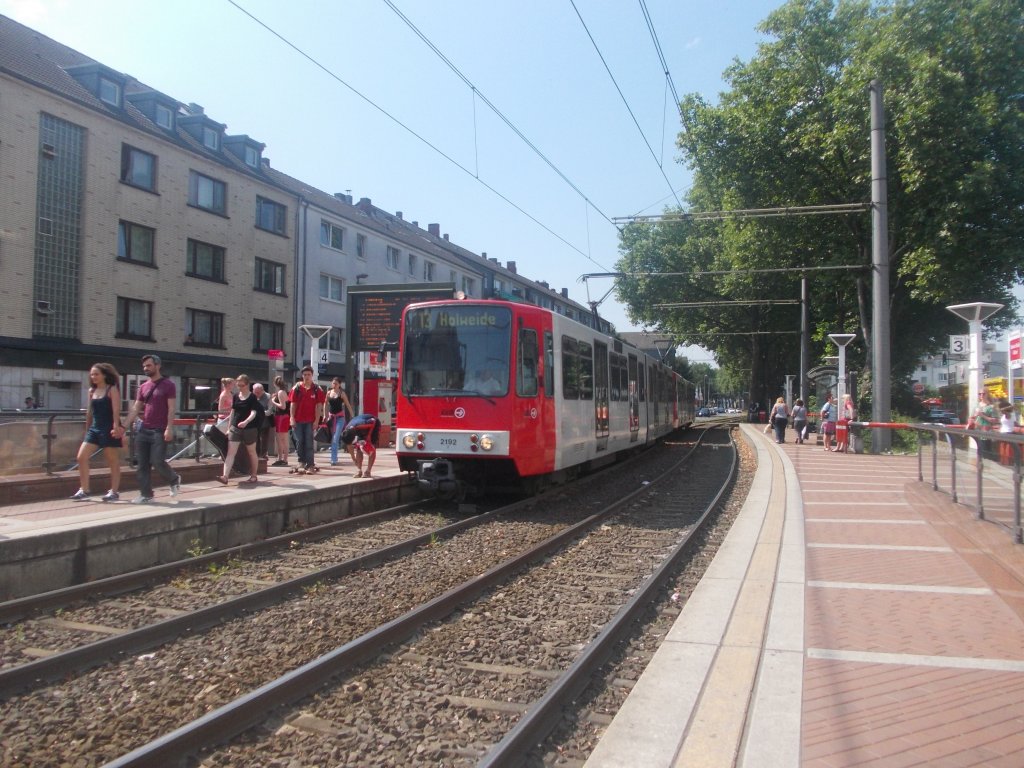 Einer der ltesten Fahrzeuge im Linienbetrieb bei der KVB. Baujahr 1983-1984.