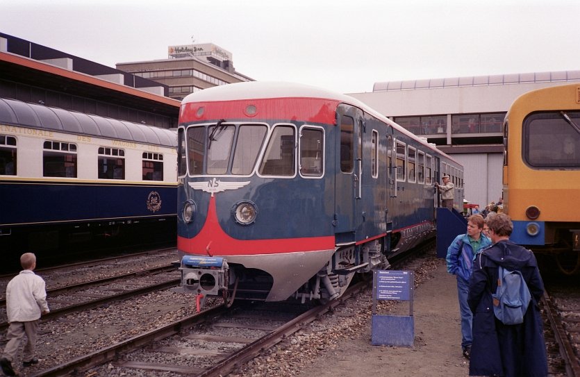 Fest 150 Jahre Nederlandse Spoorwegen. Utrecht 1989. 