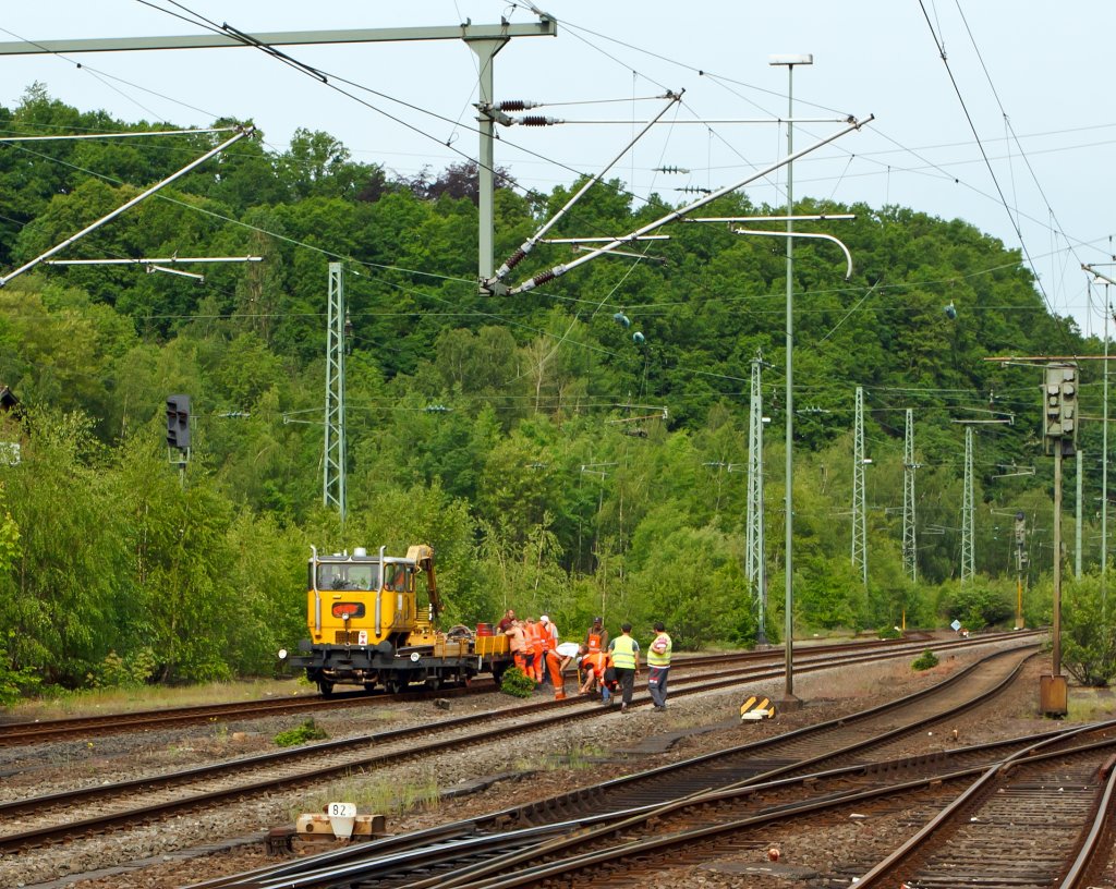 Gleisreperaturarbeiten in Betzdorf/Sieg am 10.05.2011.