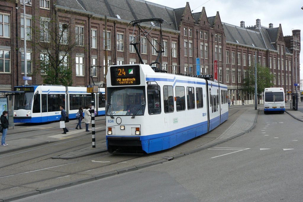 GVBA 834 Amsterdam Centraal Station 27-05-2011.