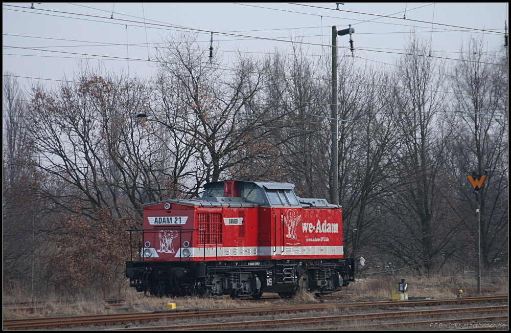 In Oranienburg steht ADAM 21  Rambo  und wartet auf kommende Aufgaben (NVR-Nummer: 92 80 1202 364-6 D-BWESA, gesehen 25.02.2011)