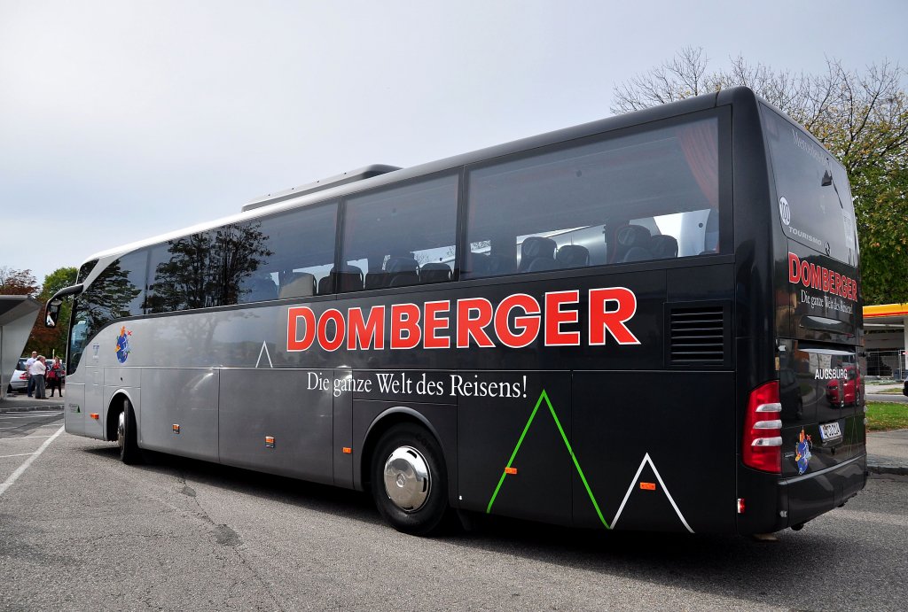 MERCEDES BENZ TOURISMO von DOMBERGER Reisen aus Augsburg,Krems,29.9.2012.