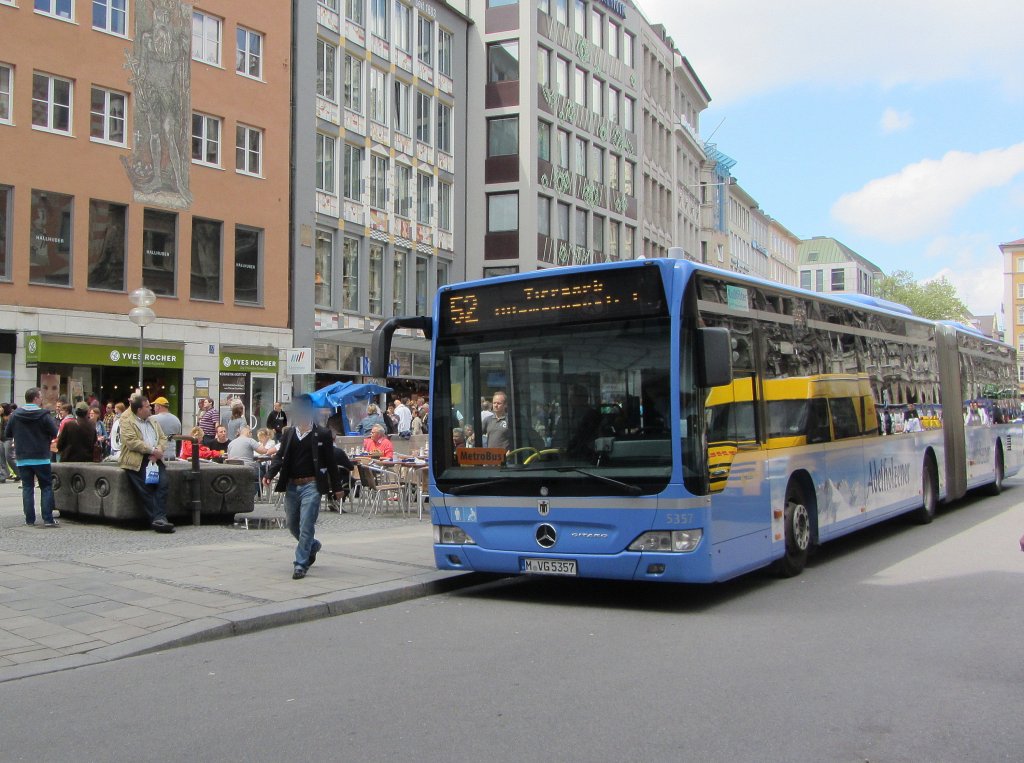 Mercedes Citaro in Mnchen Marienplatz als Metrobus 52 nach Tierpark (Alemannenstr.) am 18.5.2013.