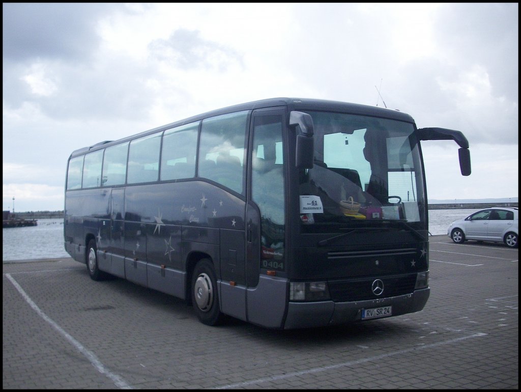 Mercedes O 404 von Busreisen Schmid aus Deutschland im Stadthafen Sassnitz.