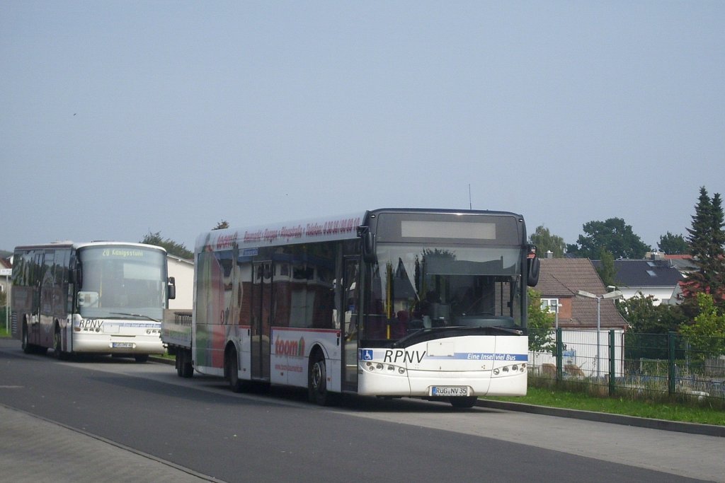 Neoplan Euroliner und Solaris Urbino 12 der RPNV in Sassnitz.