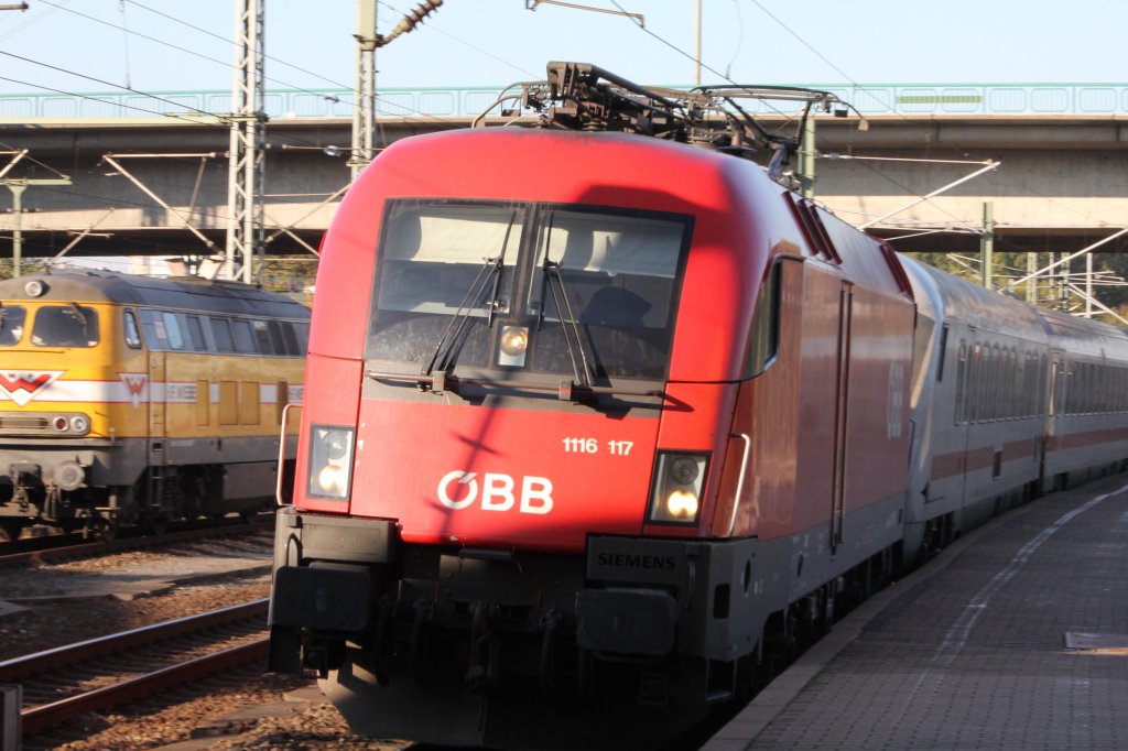 BB 1116 117 bei der Einfahrt in Hamburg Harburg am 23.10.2011