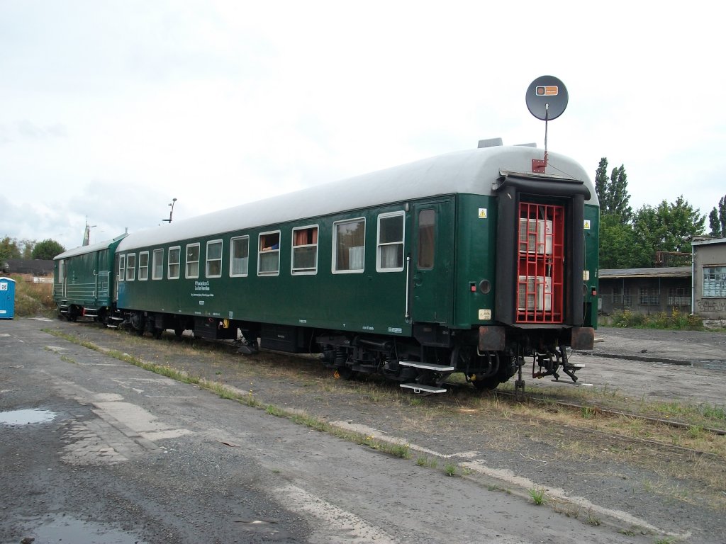 PKP-Wohnschlafwagen abgestellt auf der Ladestra�e in Szczecin Port Centralny am 07.August 2010.