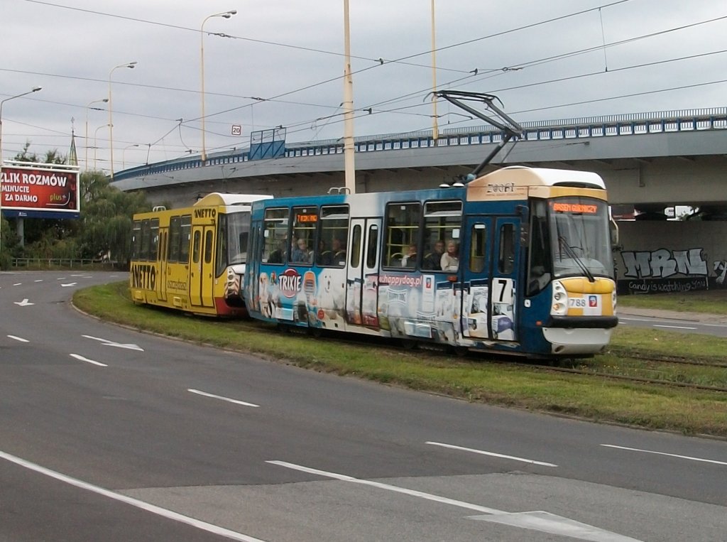 Polnische Stra�enbahn am 04.September 2010 unterwegs in Szczecin.