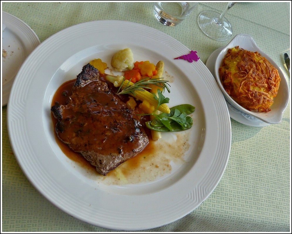 Rindvieh tranchiert und gebraten... Vevey, 26.05.2012 (Hans)