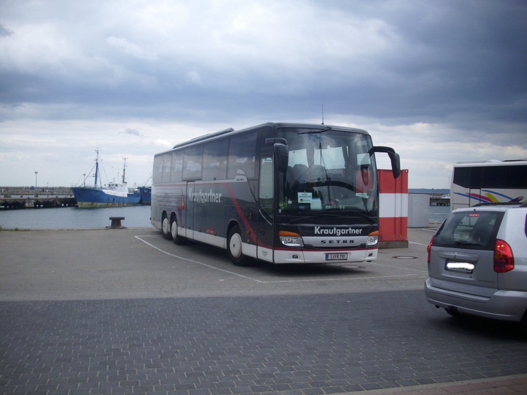 Setra 417 GT-HD von Krautgartner aus sterreich im Stadthafen Sassnitz.