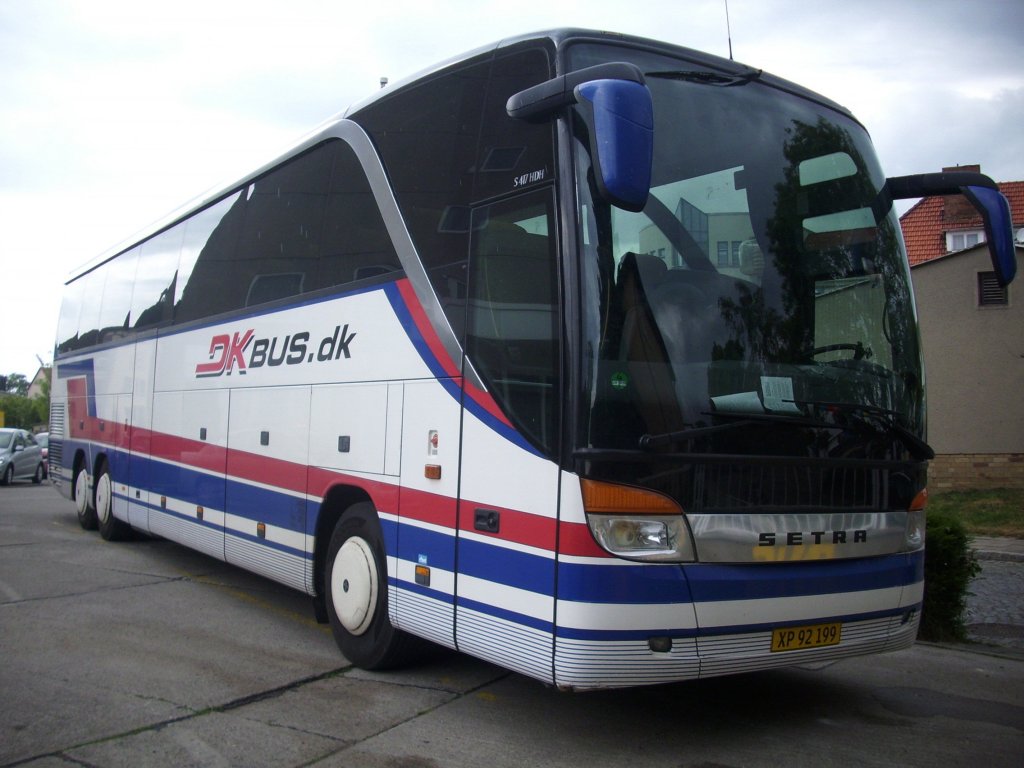 Setra 417 HDH von DK-Bus aus Dnemark im Stadthafen Sassnitz.