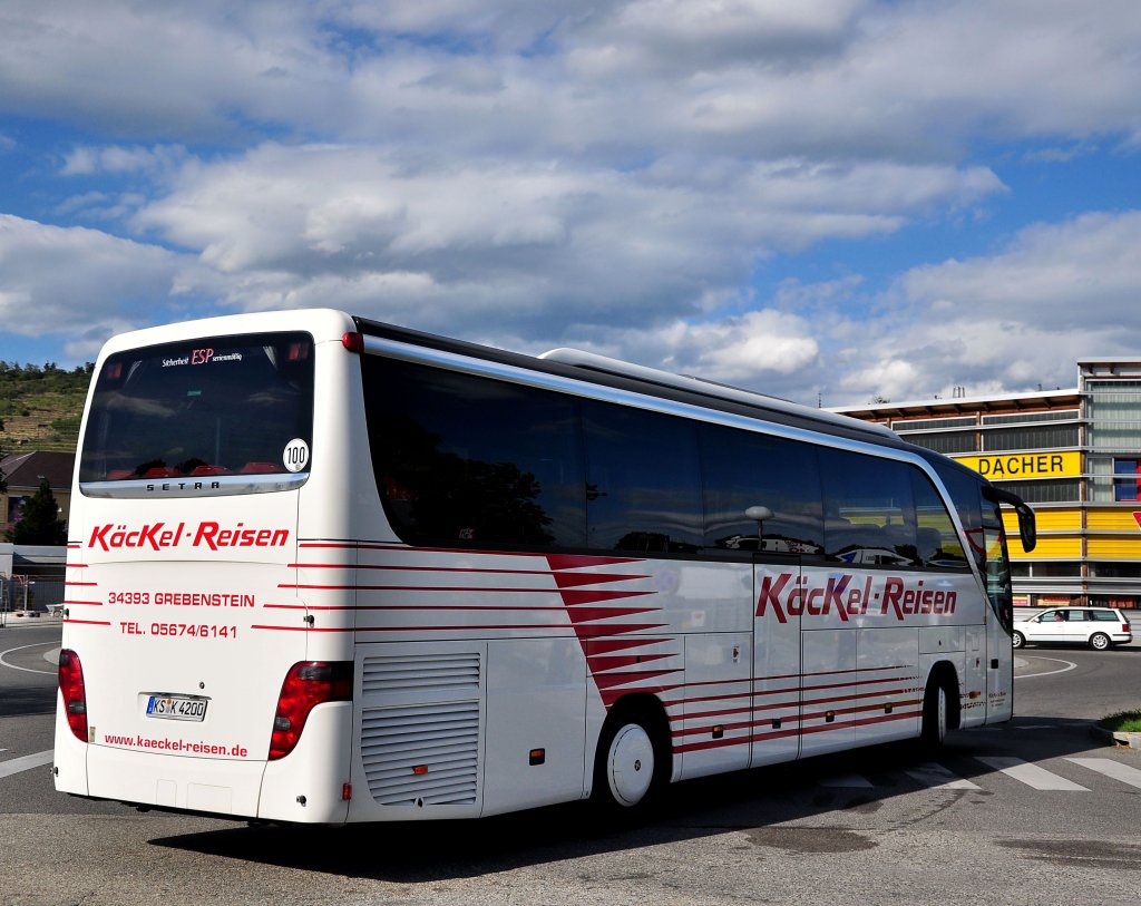 SETRA S 415 HD von KCKEL Reisen aus Deutschland am 28.9.2012 in Krems an der Donau gesehen.