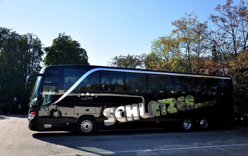 SETRA S416 HDH vom Busunternehmer SCHLATZER aus sterreich im September 2012 in Krems an der Donau.