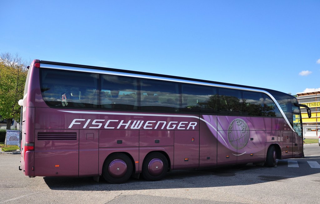 SETRA S416 HDH von FISCHWENGER Reisen aus sterreich im September 2012 in Krems an der Donau.