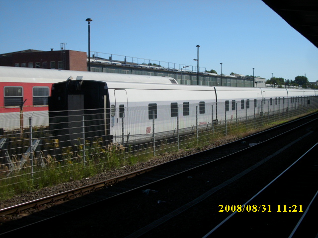 TALGO-Hotelzug urspr�nglich aus Spanien f�r die DB im Einsatz,am 31.
August 2008 in Berlin Warschauer Stra�e.
