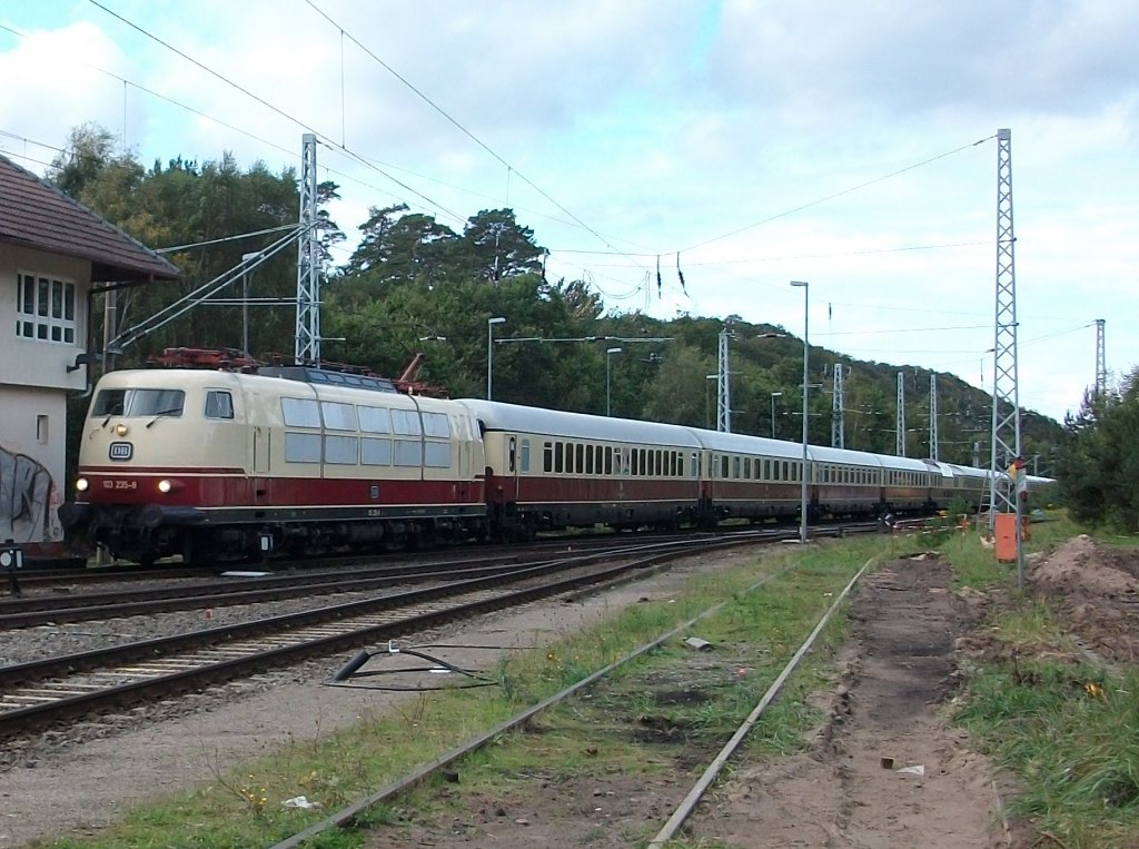 TEE 91300 Koblenz-Binz mit 103 235 erreichte Binz am 19.September 2010 mit 5min Versptung. 