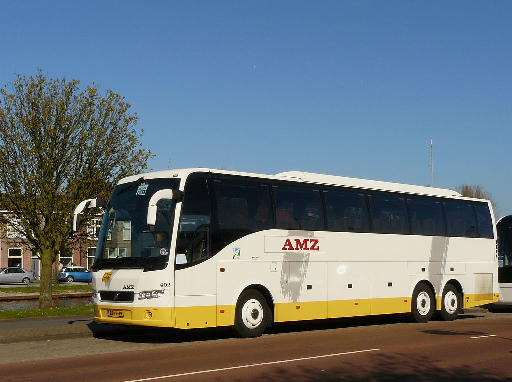 Volvo 9700 Reisebus der Firma AMZ. Leiden, Niederlande 20-04-2013.

Volvo 9700 reisbus van de firma AMZ. Leiden 20-04-2013.