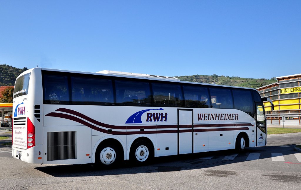 VOLVO 9700 vom Reisebusunternehmer RWH WEINHEIMER aus der BRD.Krems,September 2012.