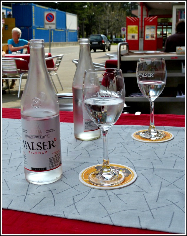 Wasser gab es in der Schweiz auch. Andermatt, 24.05.2012 (Hans)