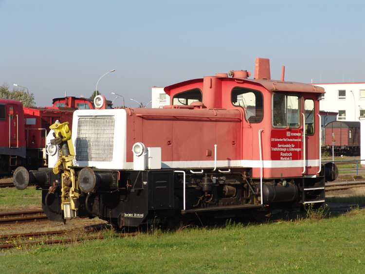 Werklok III abgestellt im Kombiwerk Rostock-Seehafen(09.10.10)