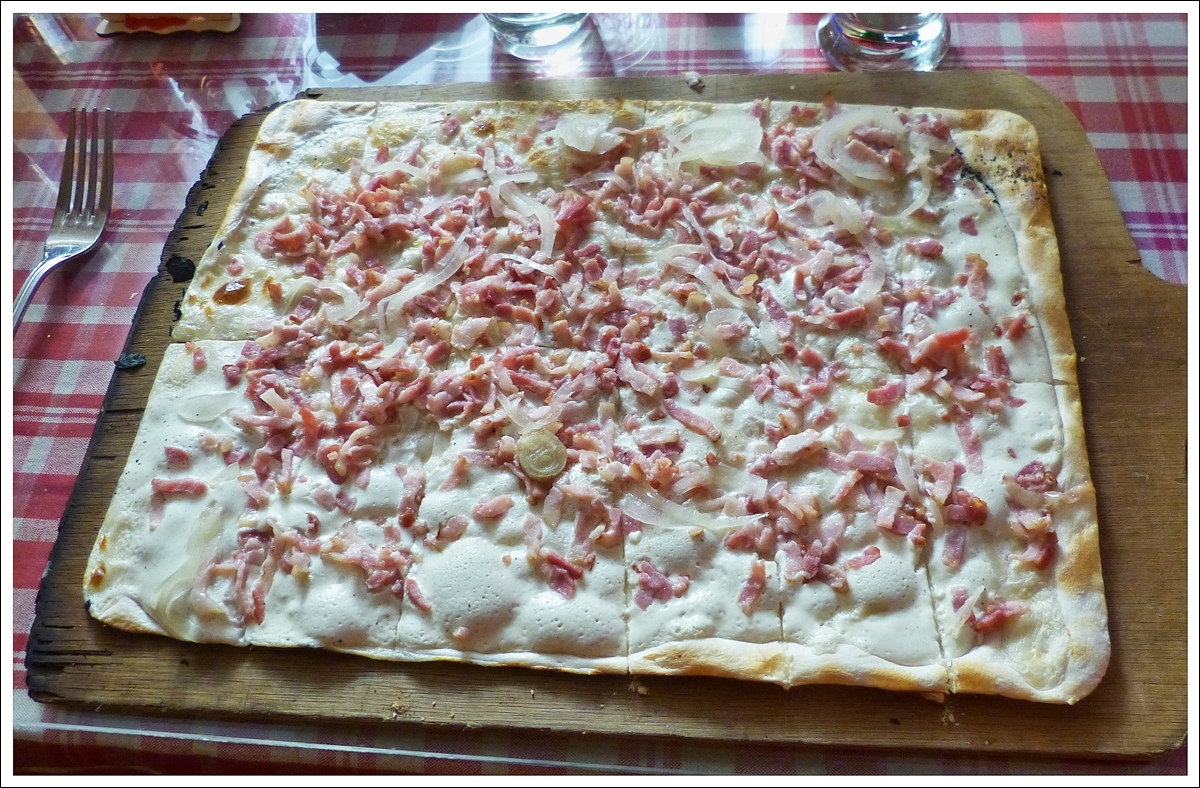 . K�stliches Elsass - Tarte flamb�e. 10.12.2013 (Jeanny)