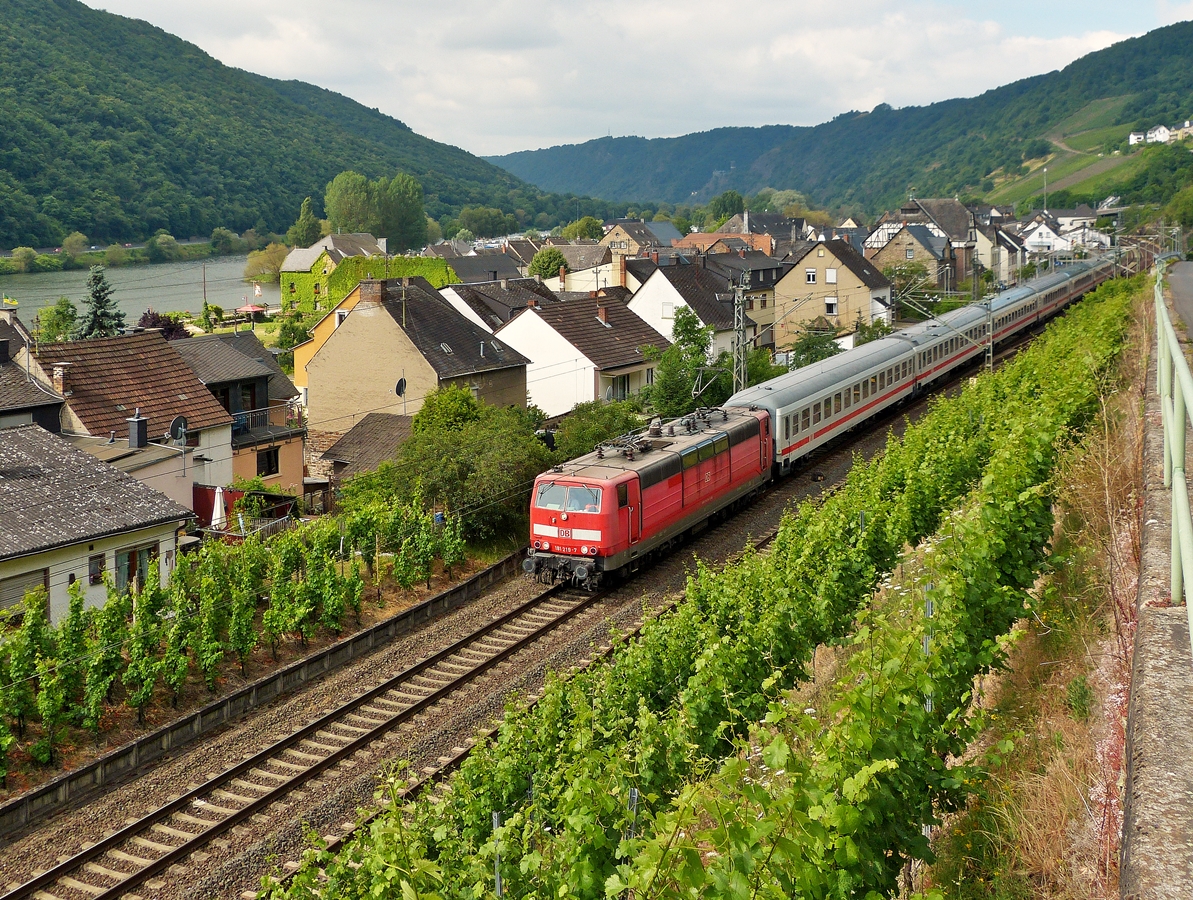 . Meine Version des IC 133  Ostfriesland  Luxemburg - Norddeich Mole bei der Durchfahrt in Hatzenport. 21.06.2014 (Jeanny)