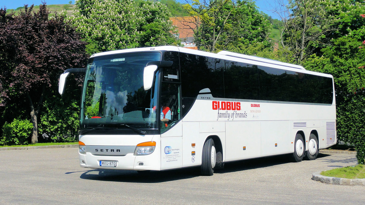  Setra 416 GT-HD von Global Travel Hungary in Krems gesehen.